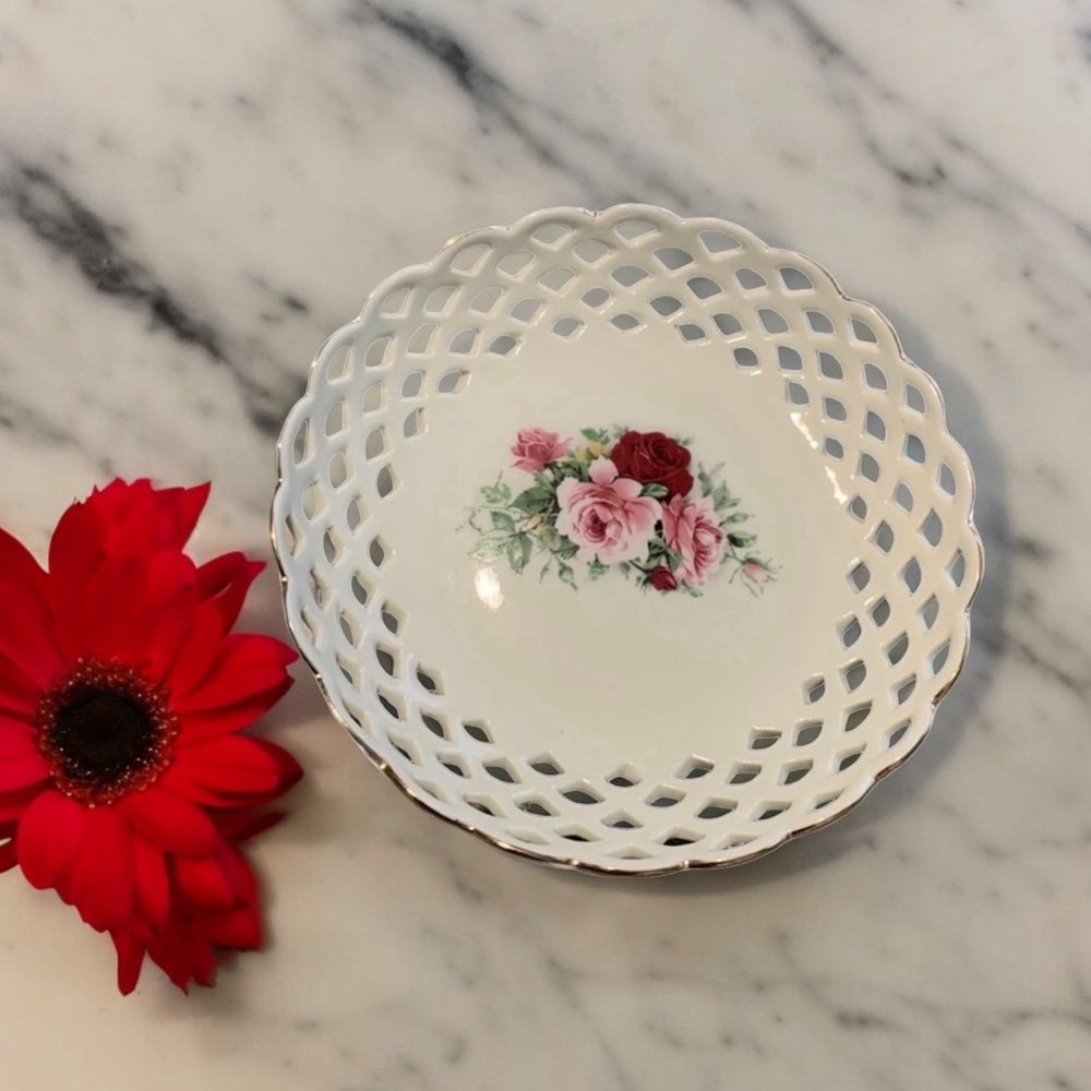 Formalities by Baum Baum rose dish Vintage